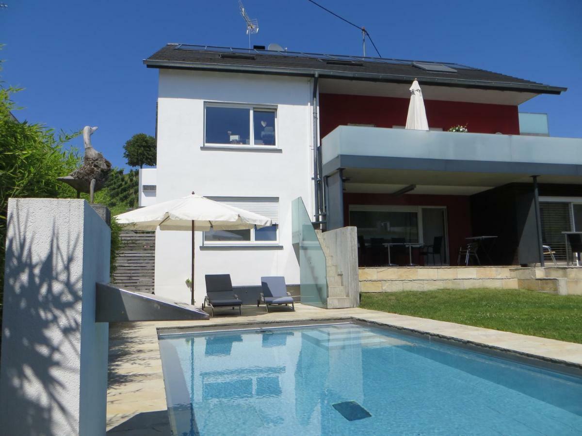 Gaestehaus Sommertal Mit Pool Im Garten, Eigener Parkplatz, 800M Zum Bodensee, 300M Zur Altstadt Meersburg Exterior foto